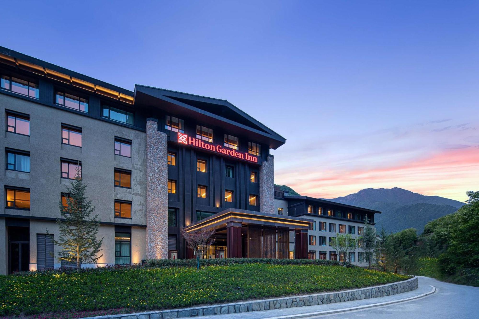 Hilton Garden Inn จิ่วไจ้โกว ภายนอก รูปภาพ