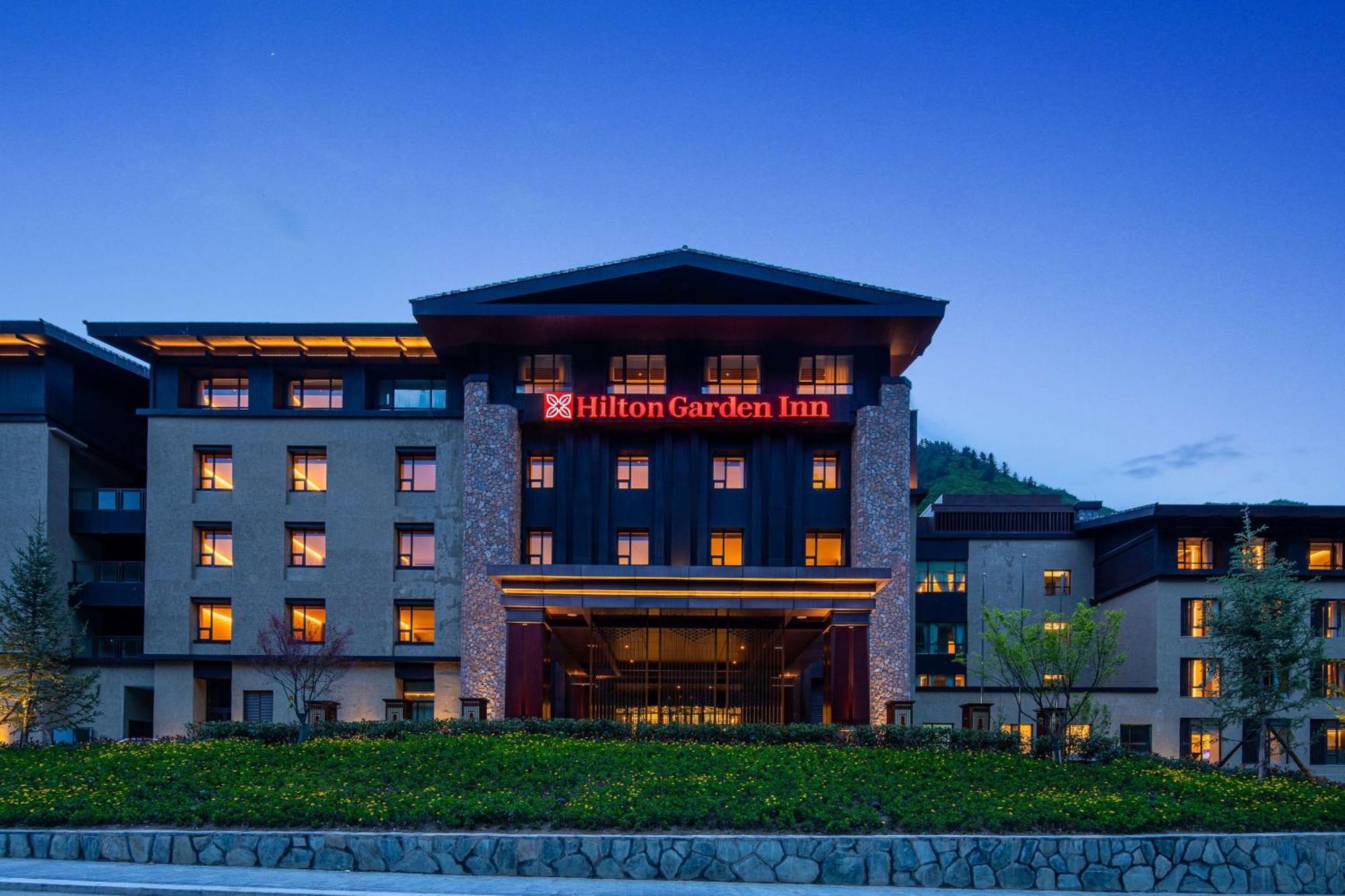 Hilton Garden Inn จิ่วไจ้โกว ภายนอก รูปภาพ